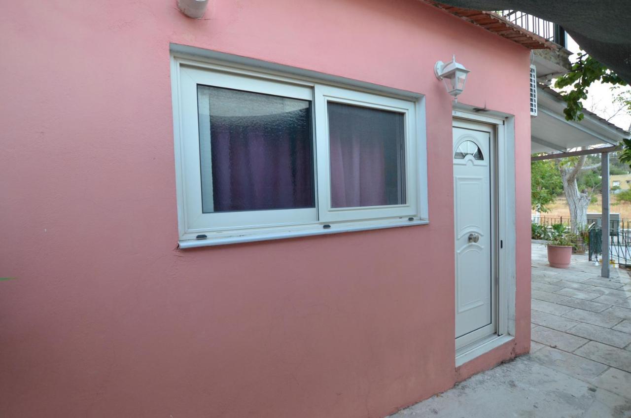 Domenica House Apartman Kondaraíni Kültér fotó