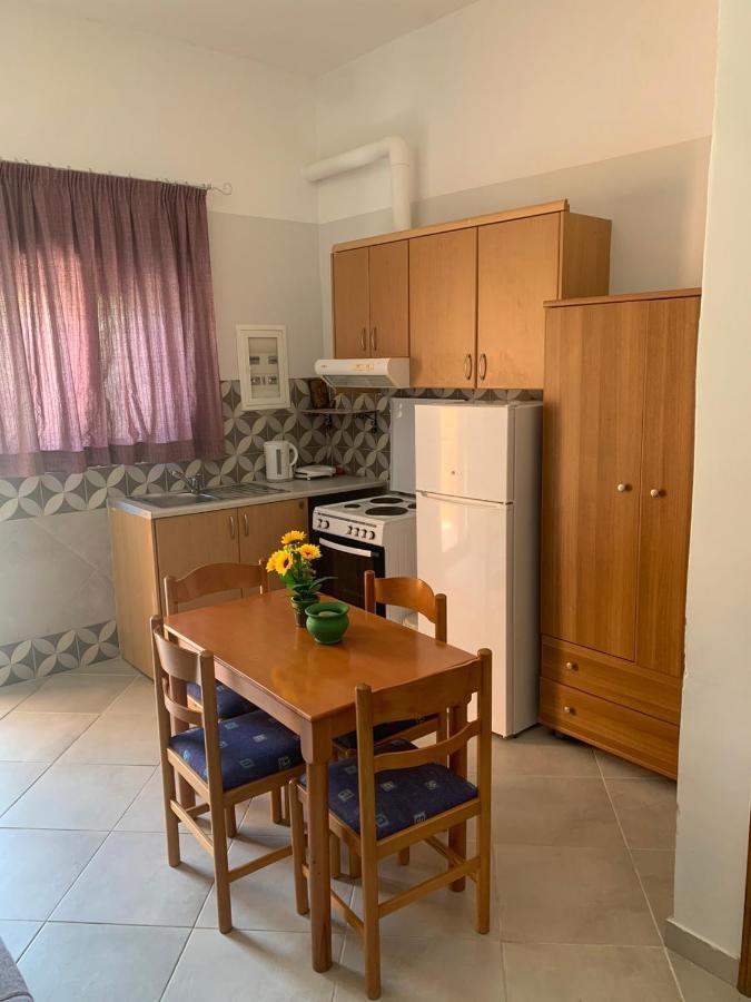Domenica House Apartman Kondaraíni Kültér fotó