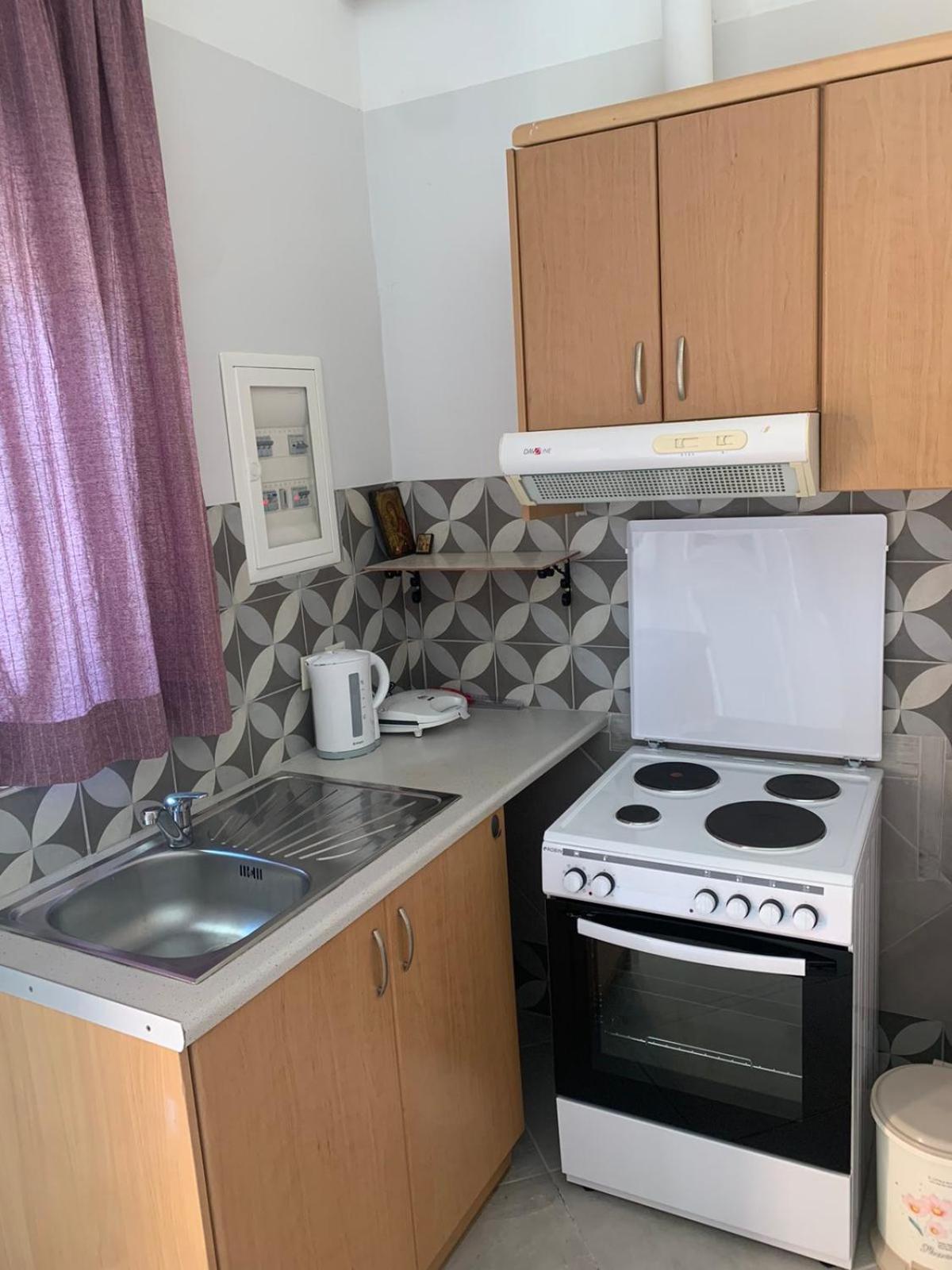Domenica House Apartman Kondaraíni Kültér fotó