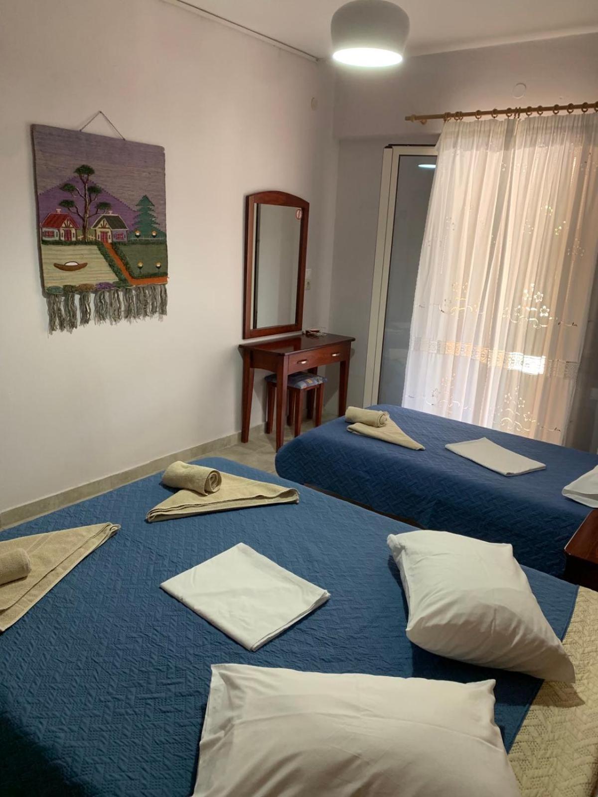 Domenica House Apartman Kondaraíni Kültér fotó