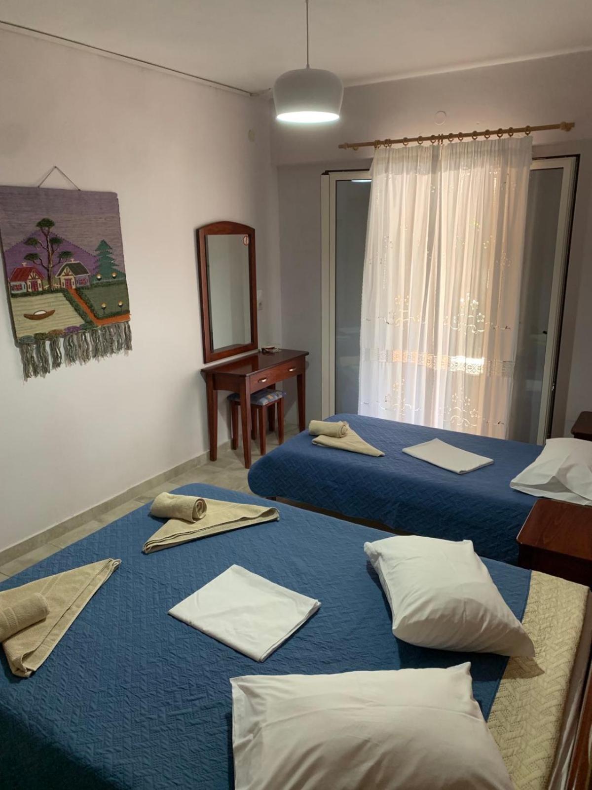 Domenica House Apartman Kondaraíni Kültér fotó